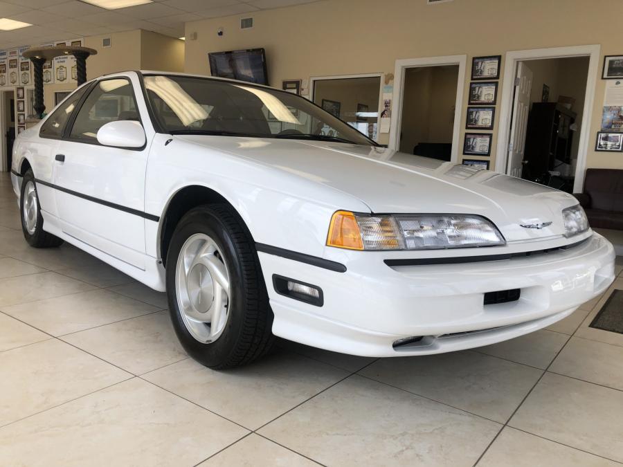  Ford Thunderbird Super Coupe 1989 года  (фото 1 из 253)